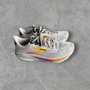 Brooks Running Ghost 17 Road Running Shoes